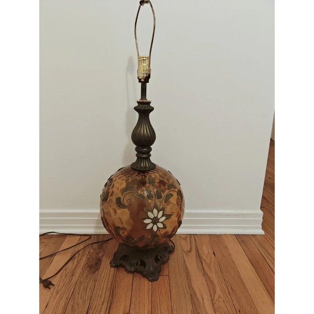 Mid Century Modern Amber Round Glass Table Lamp Leaf Floral Appliqué It Works